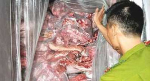 Chủ tịch Hà Nội yêu cầu 'truy quét' các điểm bán thực phẩm bẩn