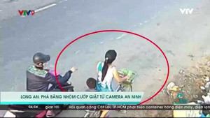 Clip: Camera an ninh ‘vạch mặt’ băng nhóm cướp giật dây chuyền táo tợn trên phố