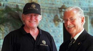 Quản gia lâu năm của Donald Trump đòi treo cổ ông Obama