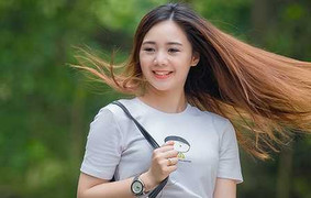 Hot girl ĐH Sân khấu Điện ảnh sở hữu nụ cười tỏa nắng