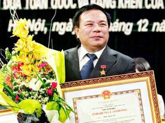 Cuốn sách đầu tiên về “ông trùm” truyền hình kỹ thuật số Việt Nam