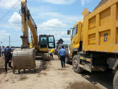 Bất chấp chỉ đạo, doanh nghiệp vẫn ngoan cố 'giam' xe công vụ 3 ngày chưa thả