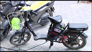 Trạm sạc xe điện miễn phí đầu tiên tại Hà Nội