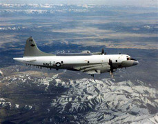 Máy bay Trung Quốc đánh chặn chiến đấu cơ của Mỹ ở Biển Đông ra sao?