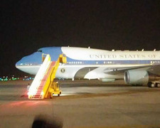 Chuyên cơ chở Tổng thống Mỹ Obama đã đến sân bay Nội Bài