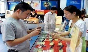 Điện thoại xách tay đang giảm giá cực sốc, có nên mua?