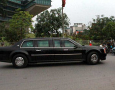 Video: Dàn siêu xe rời khách sạn ra Nội Bài đón Tổng thống Obama