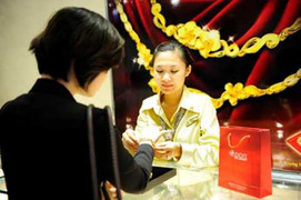 Giá vàng bất động phiên đầu tuần