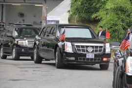 Cận cảnh dàn xe 'đặc chủng' tháp tùng Tổng thống Obama trên phố Hà Nội