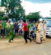 Bắt tạm giam côn đồ chém gần lìa tay thiếu úy Công an huyện