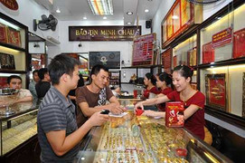 Giá vàng lao dốc thẳng đứng