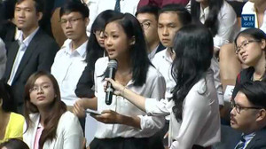 Clip: Suboi hát rap cho Tổng thống Obama nghe