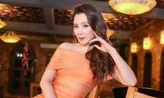 Hồ Quỳnh Hương hồi hộp chuẩn bị cho vòng lộ diện X-Factor Việt