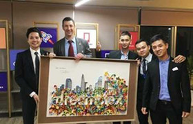 'Mổ xẻ' công ty của bạn trai Hoa hậu Đặng Thu Thảo