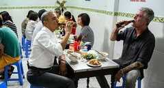 Vì sao Tổng thống Obama chọn uống bia chai Hà Nội cùng bún chả?
