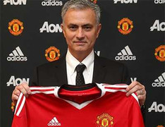 Mourinho: 'Làm HLV Man Utd là vinh dự đặc biệt'