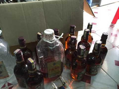 Củ đậu 5.000 đồng lên Hà Nội thành 50.000 đồng và những chai rượu ngoại đắt tiền làm từ cuốc lủi pha nước kho cá