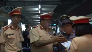 Trưởng tàu bị CSGT phát hiện có nồng độ cồn khi lên ban tường trình gì?