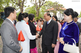 Thủ tướng Nguyễn Xuân Phúc nói chuyện với bà con kiều bào tại Thụy Điển