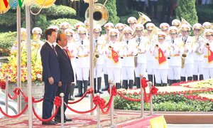 Thủ tướng Nguyễn Xuân Phúc chủ trì lễ đón Thủ tướng Italia thăm chính thức Việt Nam