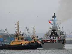 Lần đầu tiên tàu chiến Việt Nam đến Vladivostok tham gia duyệt binh