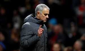 Manchester United gặp khó, Jose Mourinho phàn nàn liệu có thay đổi được tình hình?