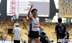 Nhà vô địch 5000m Nguyễn Văn Lai bị 'hành' tới 1h sáng