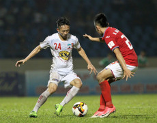 5 cầu thủ trẻ nổi bật V-League 2017: Quang Hải, Ngọc Quang xuất sắc nhất