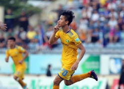 HLV Đức Thắng: 'Phan Văn Đức chấn thương sụn chêm, phải nghỉ đá 2 tháng'