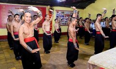 Chưởng môn Nam Huỳnh Đạo có chịu được những cú đấm của Từ Hiểu Đông?