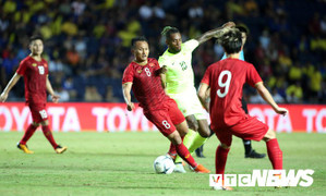 Mất Trọng Hoàng, Văn Hậu, HLV Park Hang Seo dụng kế nào đấu Thái Lan?