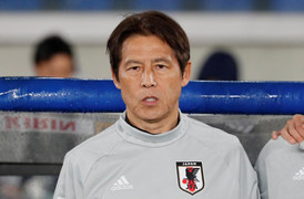 HLV Nhật Bản đánh bại Colombia ở World Cup muốn dẫn dắt Thái Lan