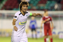 Video Tuấn Anh lập siêu phẩm ở V-League sau hơn 4 năm