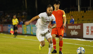 Hoà Philippines, tuyển Trung Quốc đau đớn mất ngôi đầu bảng