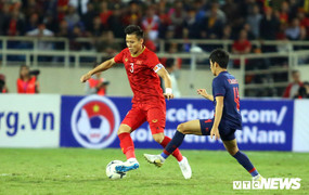 Chấm điểm tuyển Việt Nam: Văn Lâm sáng rực, Quang Hải điểm B-