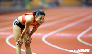 Gặp đối thủ quá mạnh, 'nữ hoàng tốc độ' Lê Tú Chinh mất HCV SEA Games