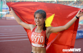 Nữ VĐV giành HCV SEA Games 30: Vẫn chạy grab 2 tiếng/ngày kiếm tiền phụ gia đình