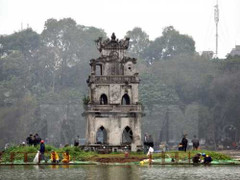 Vì sao có đề xuất nạo vét Hồ Gươm?