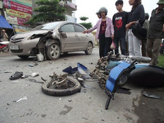 Hai ô tô đâm nhau, phó trưởng công an huyện ở Lai Châu tử vong