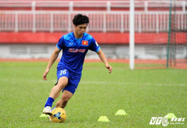 Nếu không đa năng hơn, Công Phượng sẽ dự bị dài