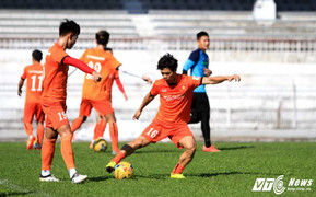 HLV Hữu Thắng: Thái Lan chẳng còn kém Australia bao nhiêu