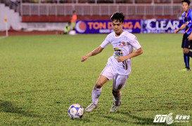 HLV U21 Yokohama: Văn Toàn đủ sức sang Nhật thi đấu