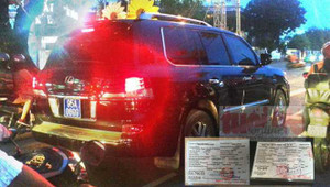 Phó chủ tịch đi xe Lexus gắn biển xanh: Phát hiện nhiều bất thường