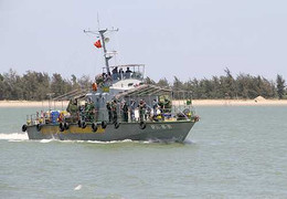 Trắng đêm tìm kiếm phi công gặp nạn trên Su-30