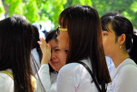 Tai nạn thảm khốc ở đèo Prenn: Thắt lòng phút đưa tiễn cô giáo về nơi vĩnh hằng