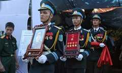 Phi công Trần Quang Khải được truy tặng Huân chương Bảo vệ Tổ quốc