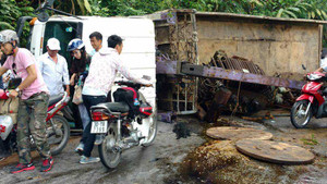 Xe tải lật chắn ngang quốc lộ, đường lên Tam Đảo kẹt cứng