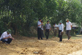 Cận cảnh trang trại chứa hàng trăm tấn chất thải của Formosa