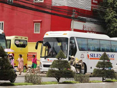 Trục xuất 64 lao động Trung Quốc về nước