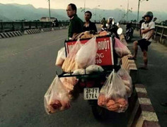 Bị truy đuổi, người bán bánh mỳ nhảy xuống sông Đà